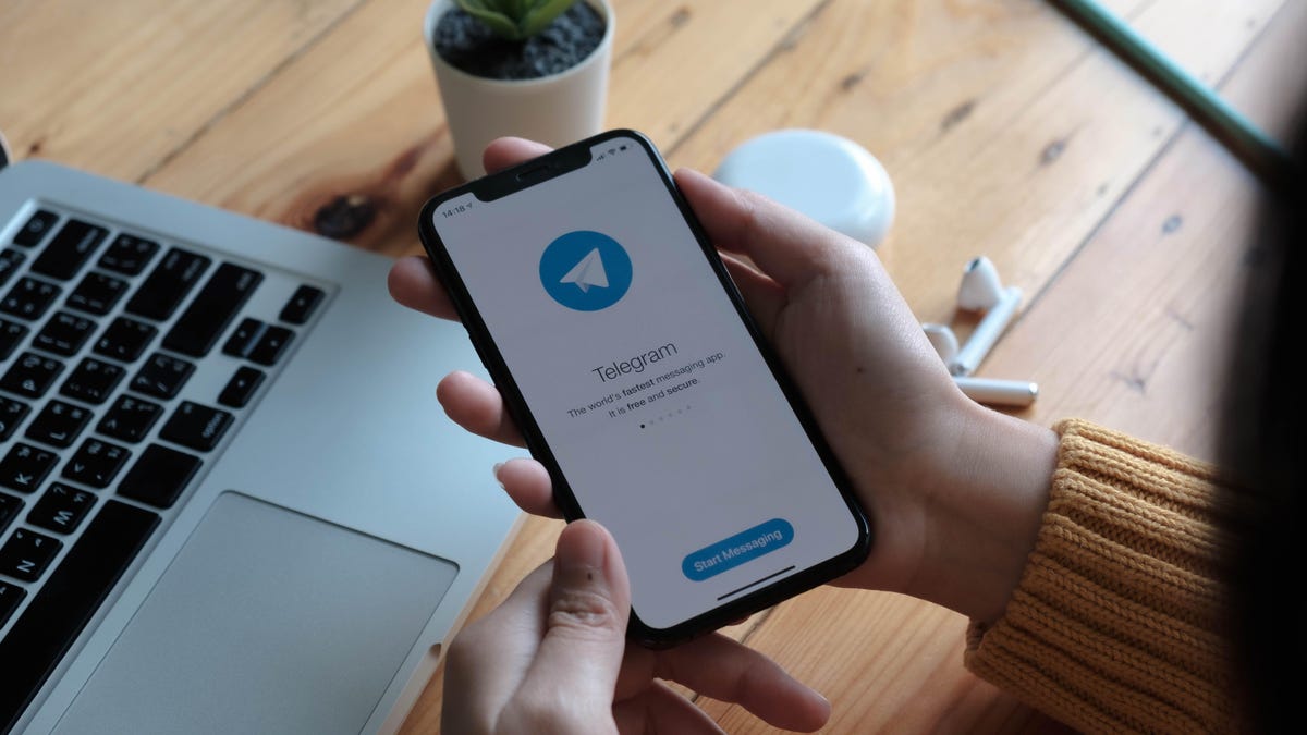 يمكنك بالفعل الحصول على مساحة تخزين سحابية مجانية غير محدودة من Telegram