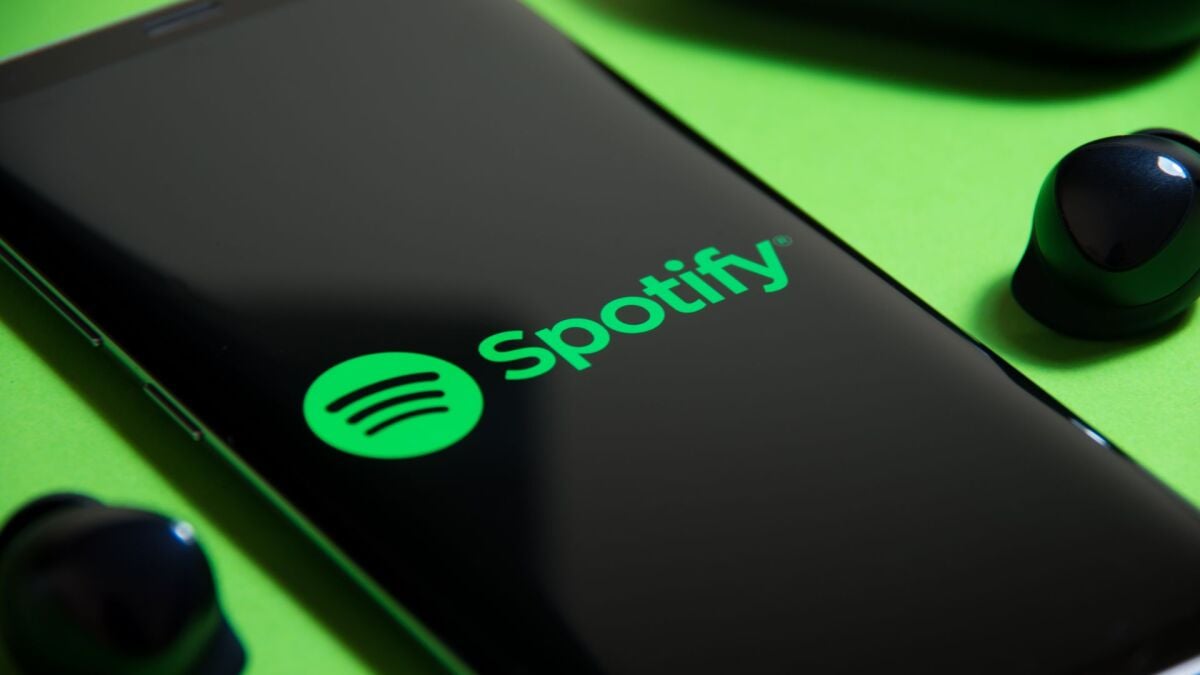 لدى Spotify مقاطع فيديو موسيقية الآن (ولكن ليس للجميع)