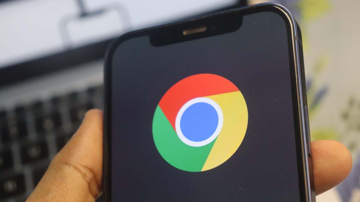 يجب عليك نقل شريط عناوين Chrome إلى الجزء السفلي من جهاز iPhone الخاص بك