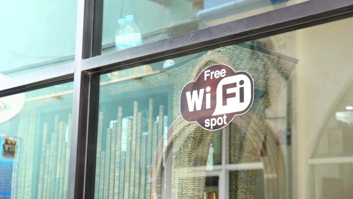 كيفية العثور دائمًا على شبكة WiFi مجانية