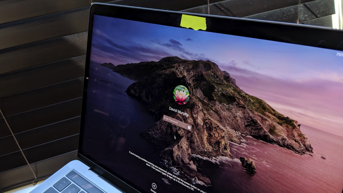 قم بتأمين كاميرا الويب الخاصة بك باستخدام تطبيق Mac هذا