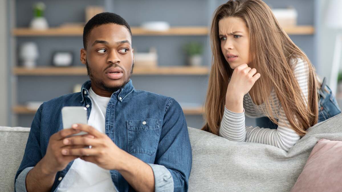 كيفية إخفاء ما كنت تشاهده بسرعة على جهاز iPhone أو Android