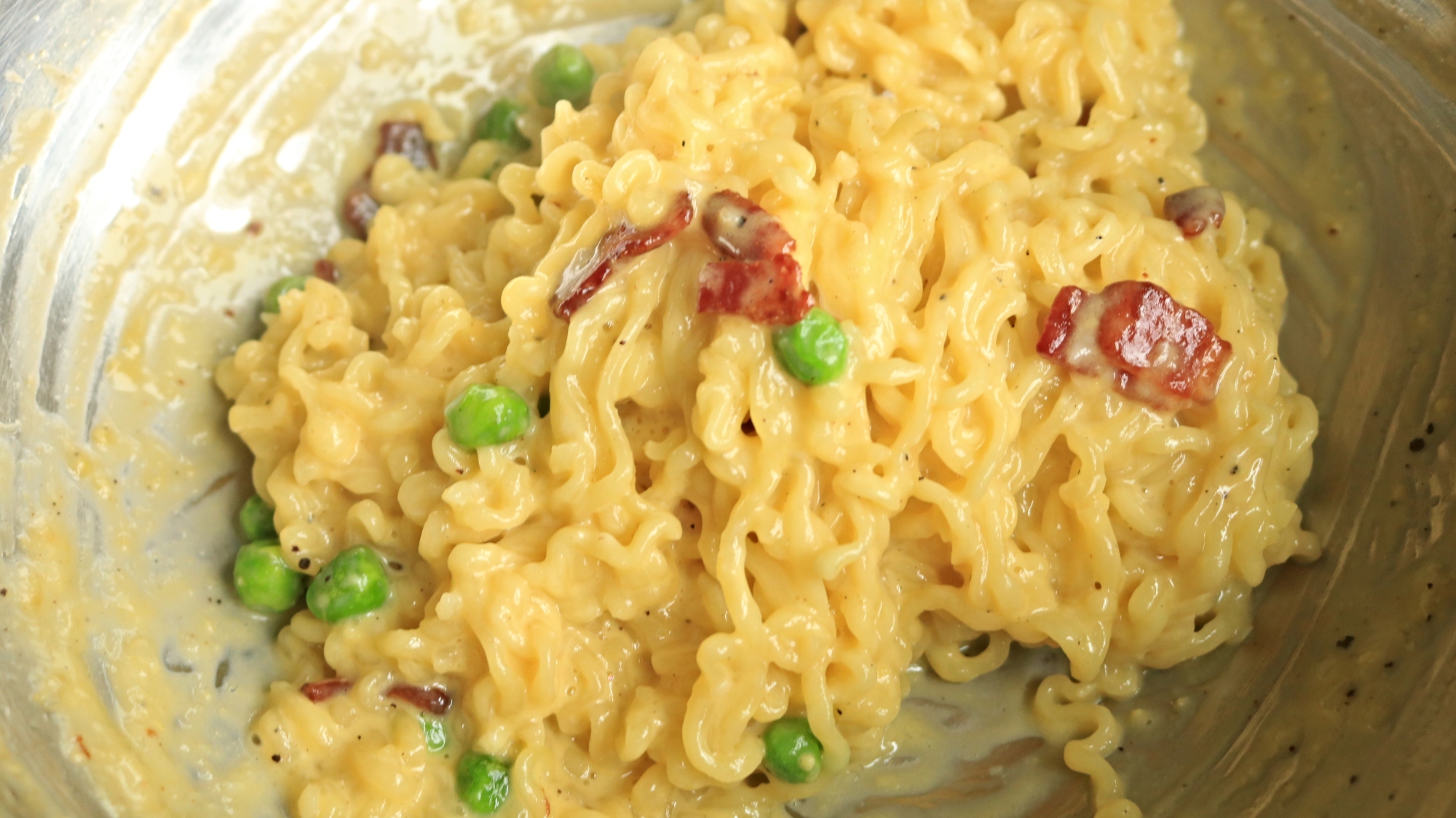 اجعل هذا TikTok Ramen Carbonara المنحرف أفضل