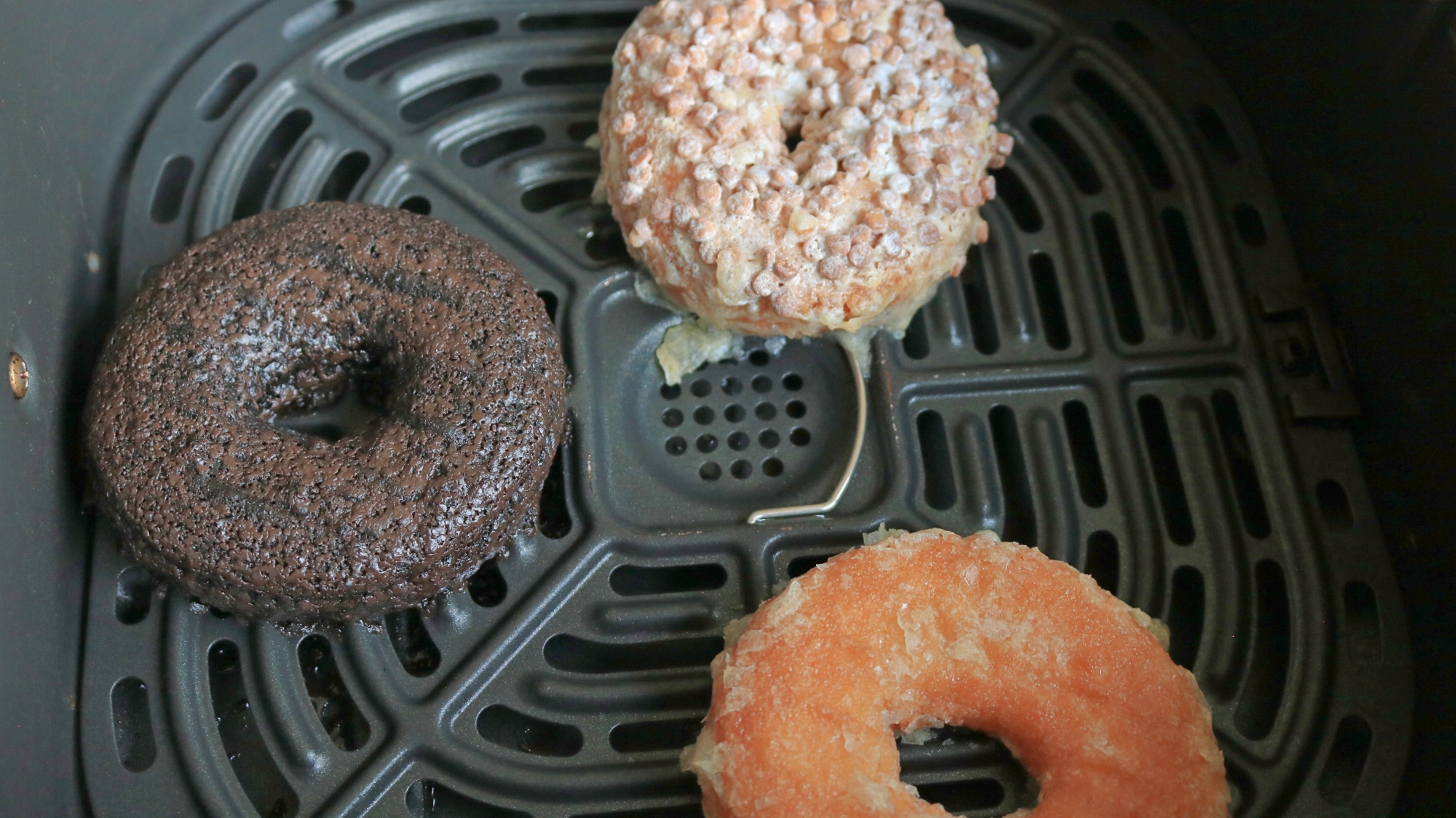 أنا مقلي بعض الكعك الرخيصة وكانت مثيرة