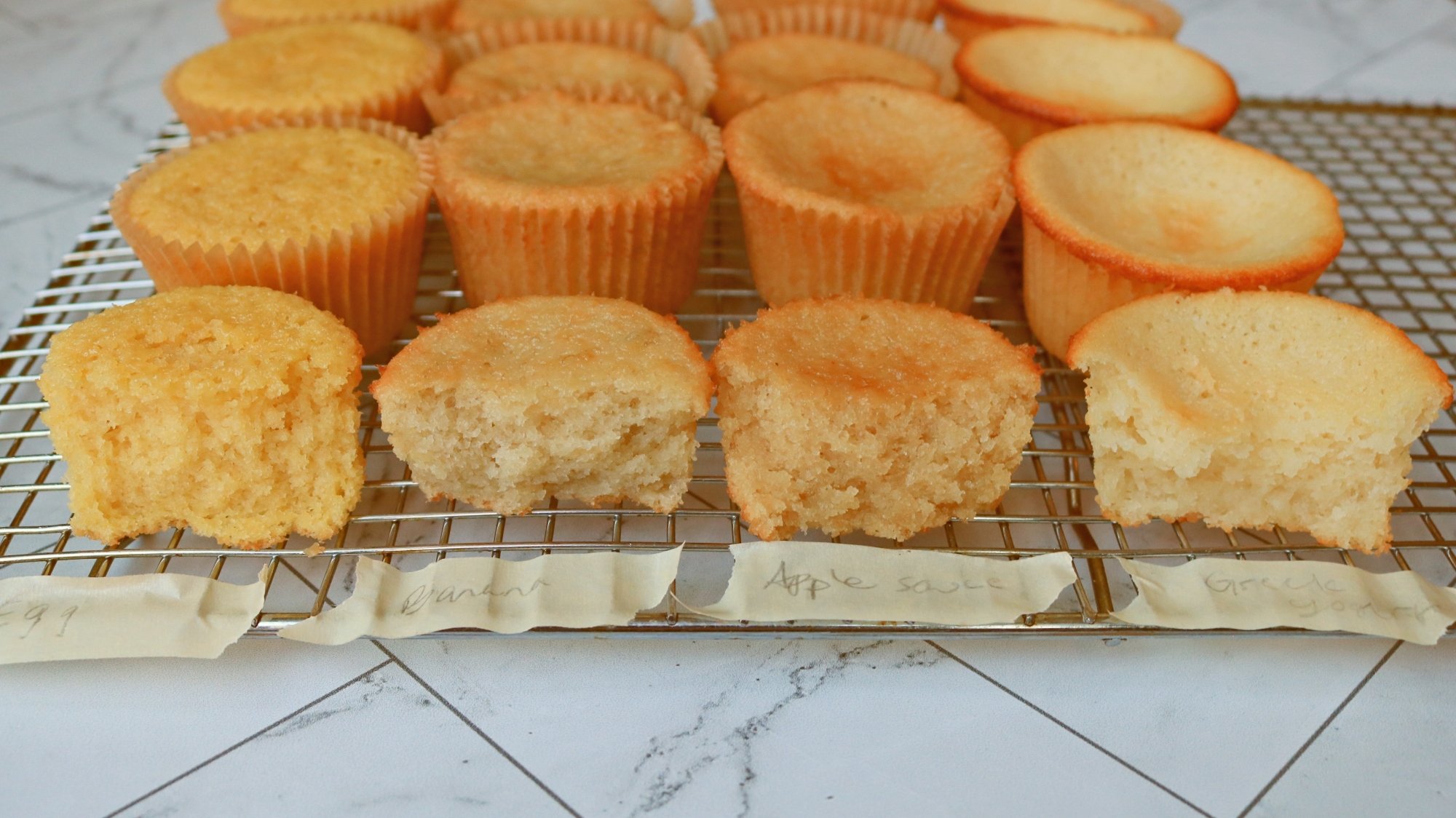 لقد اختبرت خمس بدائل للبيض للكعك ، وكان هناك فائز واضح